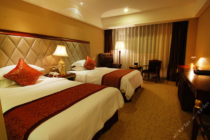 都江堰国堰宾馆(商务房 早餐2份)