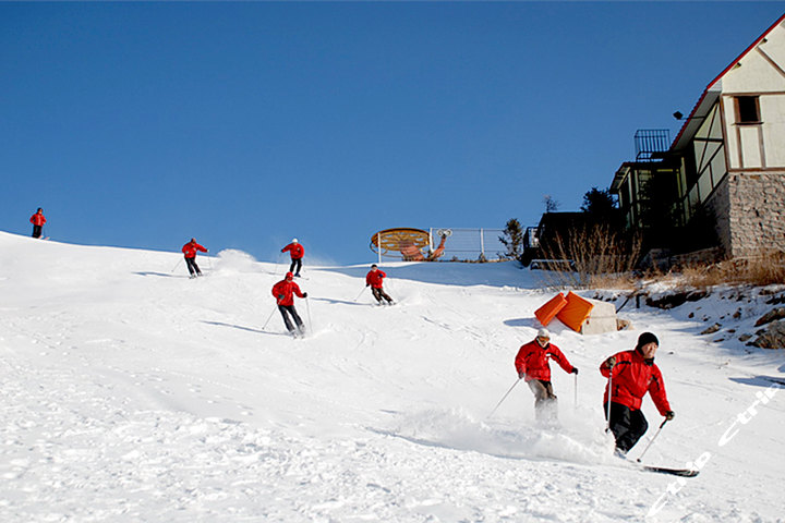 軍都滑雪場