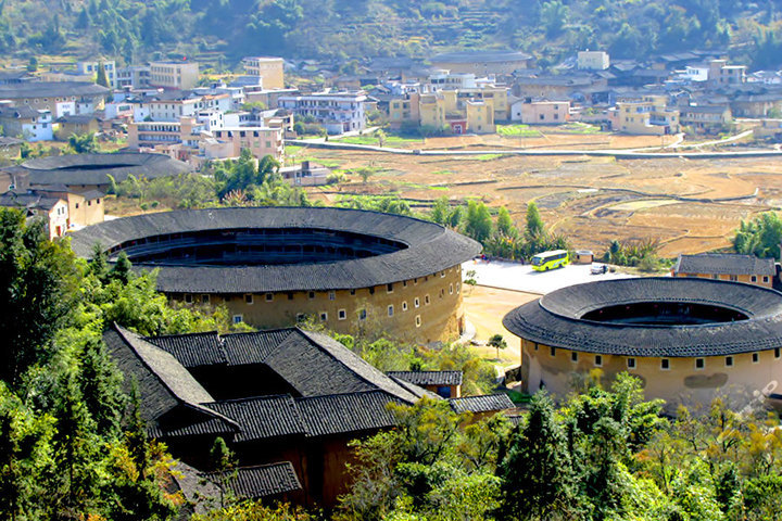 福建永定承启楼土楼王1日游(1人次)团购-团购