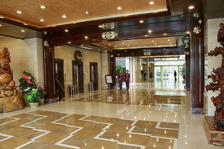 珍宝假日饭店(南京凤台南路店)