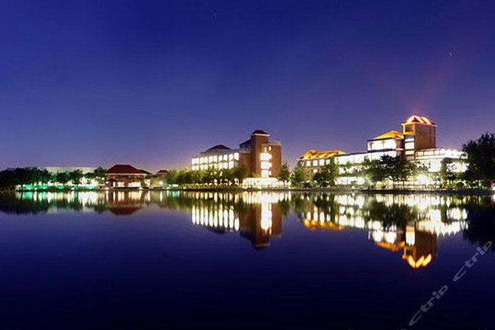 【爆款特卖 雅致环境】尊享西安清水庄园湖景/园景标间/大床房1晚