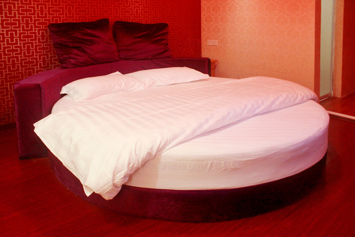 杭州宜君快捷酒店—圆床房