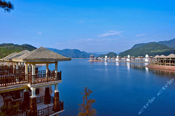 麗水雲和雲曼酒店(雲水大床房 浪漫湖畔正餐)