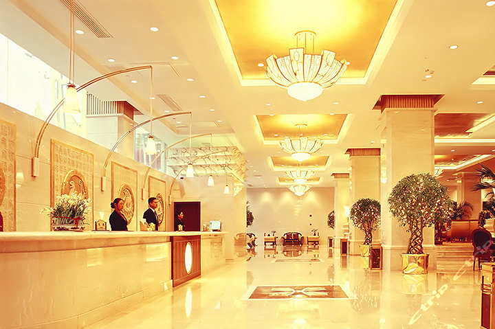 上海中福世福汇大酒店(商务标房9月)