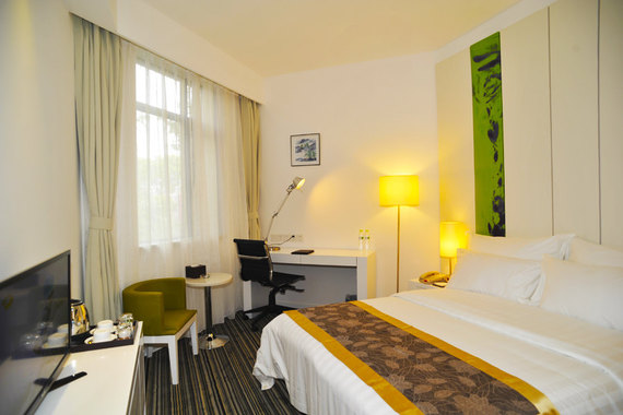 上海柏丽酒店(标准大床房)