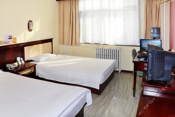 电脑房宾馆 0af069ab001b4f1185b30a0b42a6def9_600_400_s.jpg