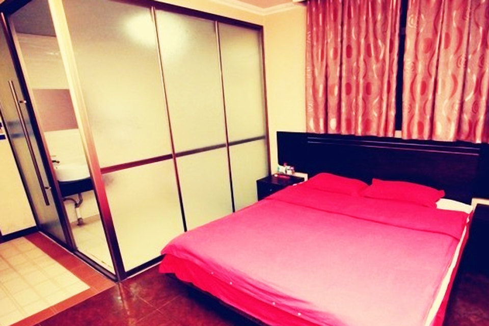 四平美度时尚宾馆(暗房)