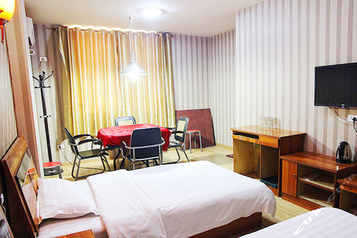 彩云阁宾馆(豪华双人棋牌房)团购-原价178元-团购仅售149元,武汉酒店