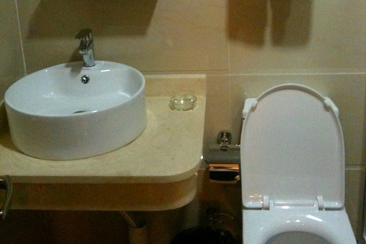 清远新富豪酒店—前台