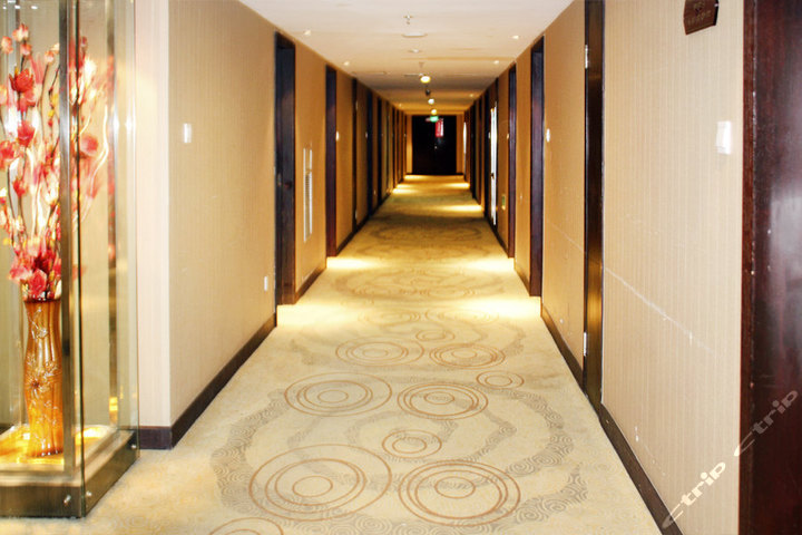 万好万家商务酒店(台州椒江店)—廊道