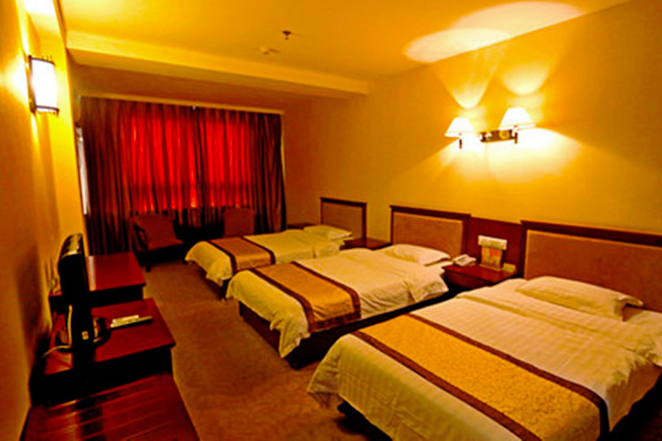 济南冶金宾馆(三人间)