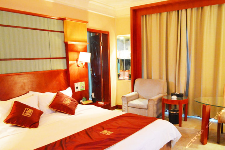 当阳宾馆(豪华单间/豪华标准间)