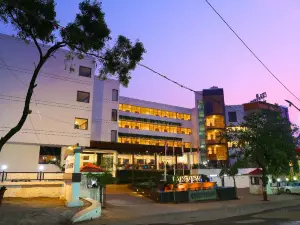 Hotel Lake View