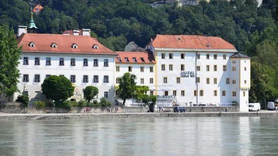 Hotel Schloss Ort