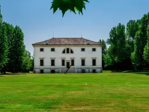 La Barchessa di Villa Pisani