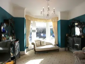 Greylands Guest House